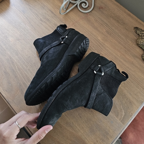 Teva De La Vina Dos Chelsea Boots - Picture 8 of 12